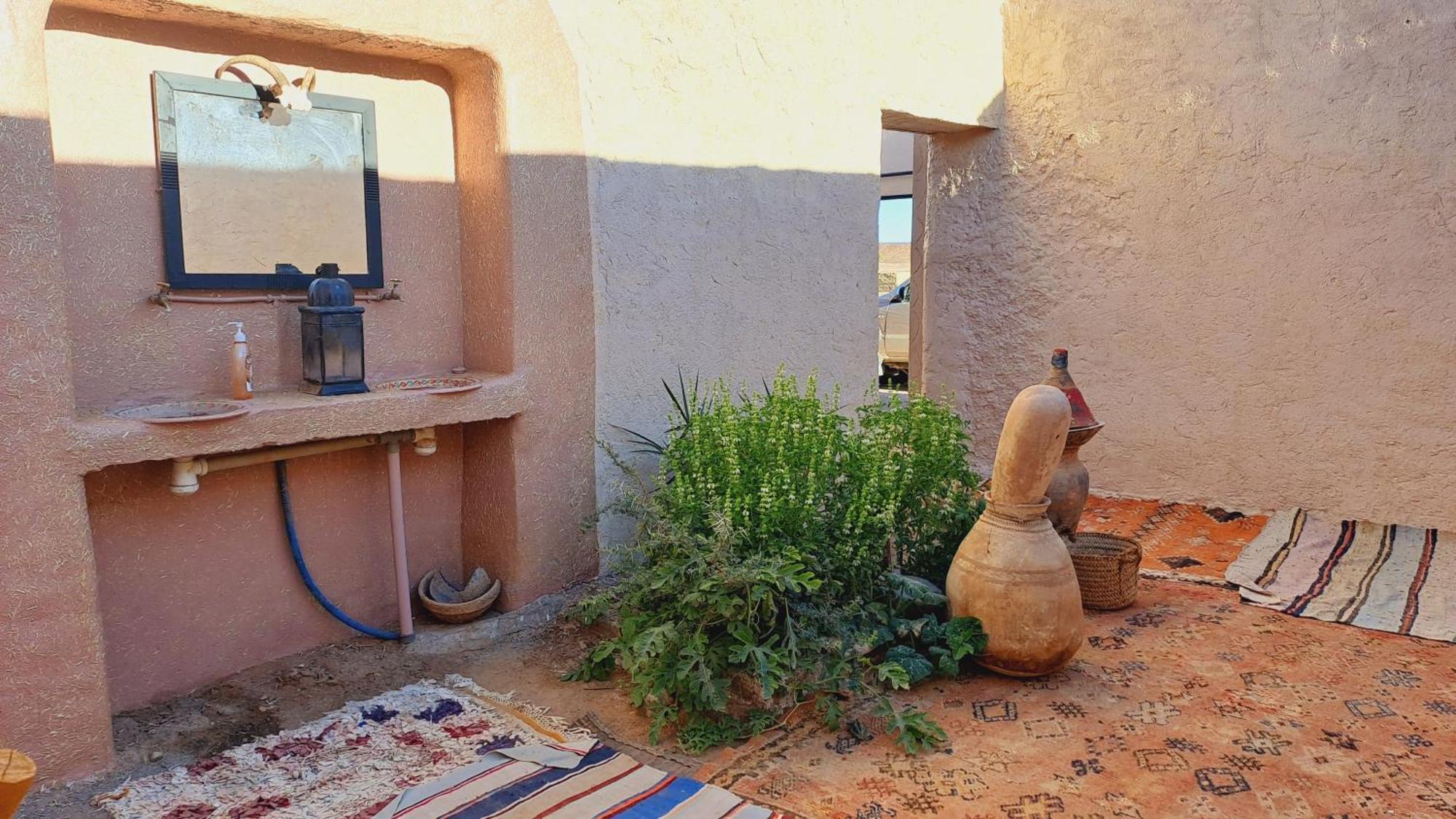La Petite Maison Du Lac Iriki Foum Zguid Exterior foto